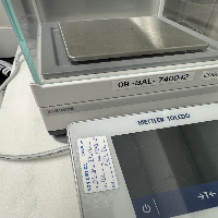 Mettler Toledo XSR303S Analytical Balance image 1